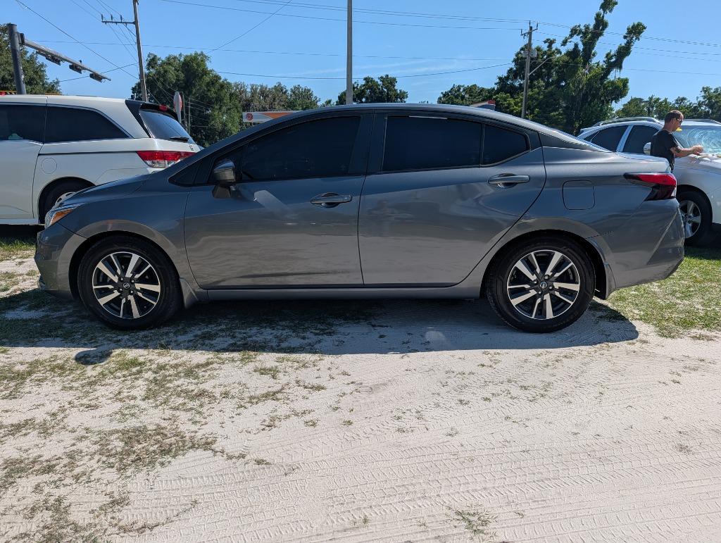 2020 Nissan Versa 1.6 SV CVT's photo